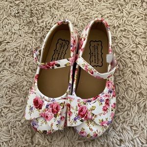 Pipperdoodles bow shoes